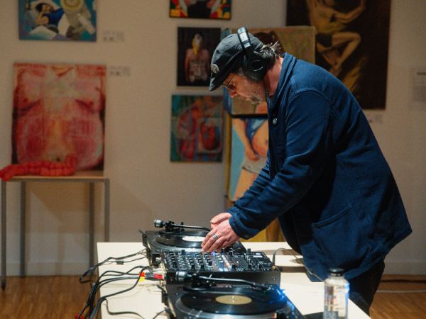 OFFBEAT TM: George Staicu